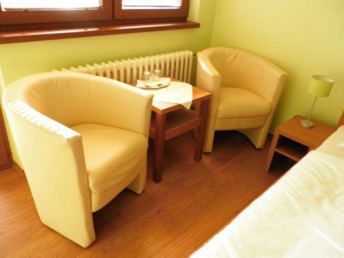 Šoporňa Relax Inn חדר תמונה